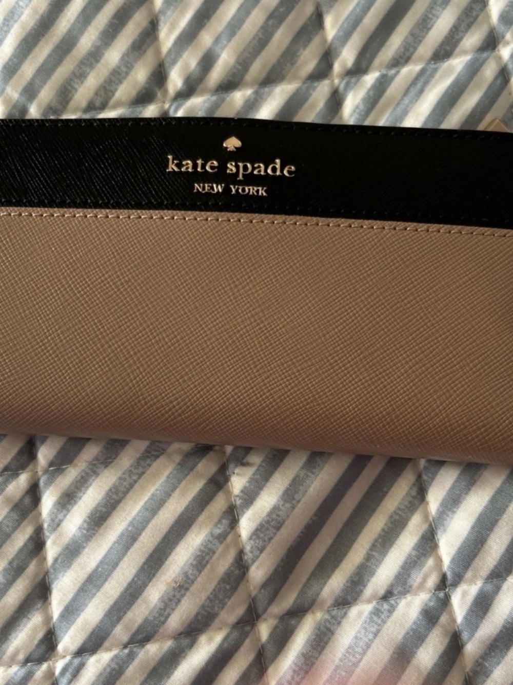 kate spade Two-Tone Saffiano Wallet in Black & Taupe